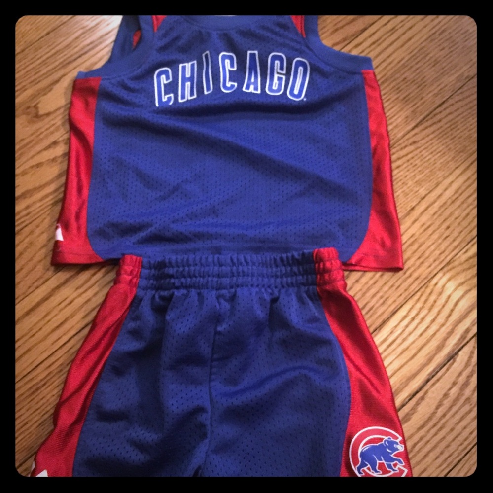 🏆12 mo Cubs outfit! Tank + shorts, Majestic brand